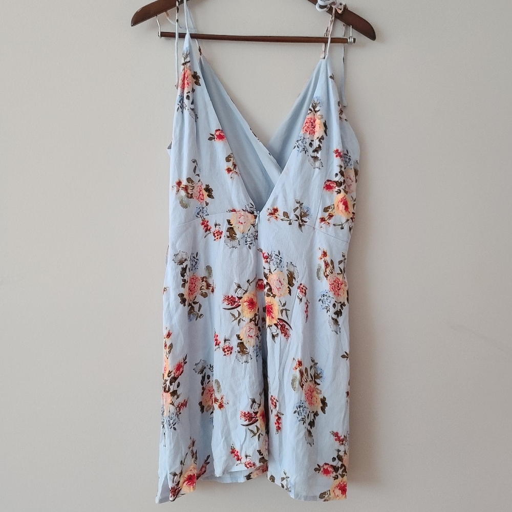 Light Blue Floral Wrap Dress with Ruffle Details - Picture 2 of 8